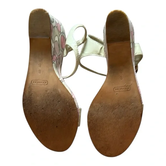 Coach Women's Pink and Yellow Patterned Wedge Sandals Size:8 - Picture 4 of 14